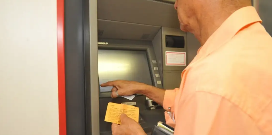 bancos Bancos não terão expediente para o público na sexta (29)