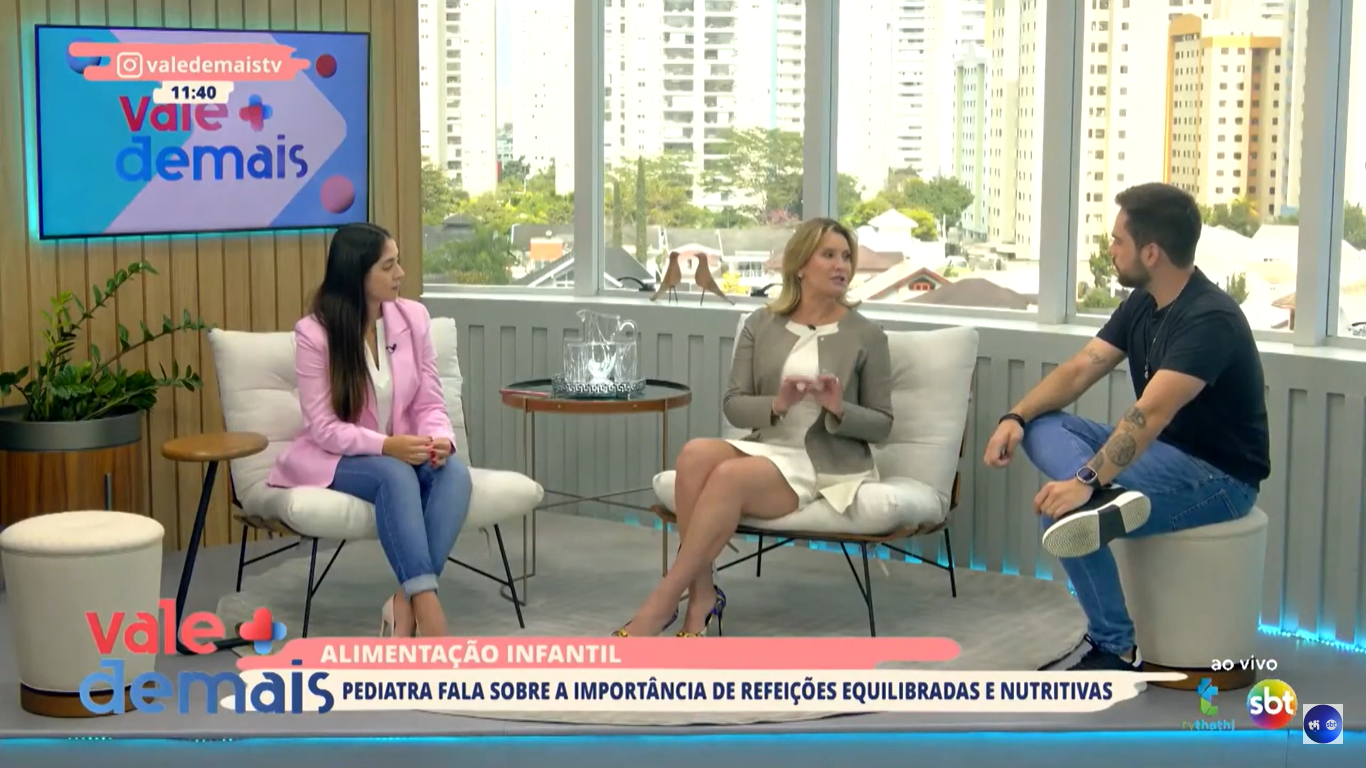 A introdução alimentar é importante para o desenvolvimento de uma criança. Mas atenção: alguns cuidados, como a hora certa de oferecer os alimentos