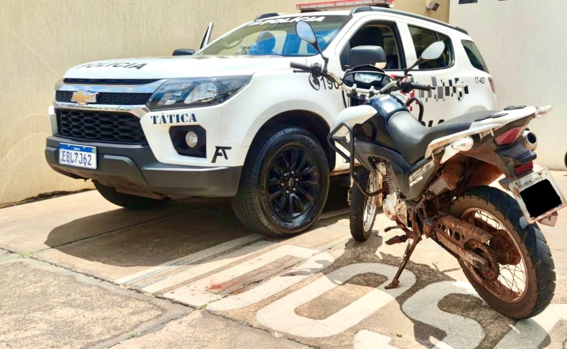 D7EA4F2B-5200-45C8-9270-B84B1FEAB1CF