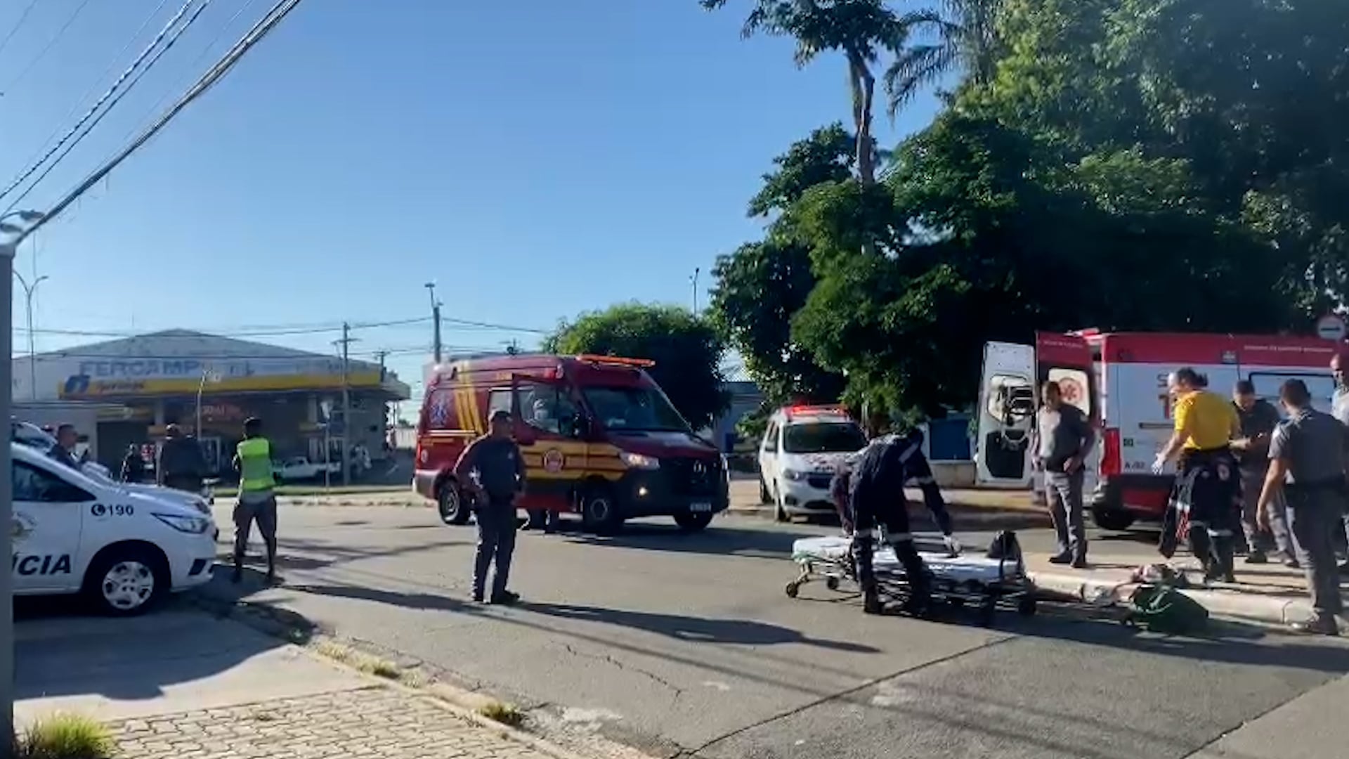 Homem é baleado na Avenida das Amoreiras em Campinas