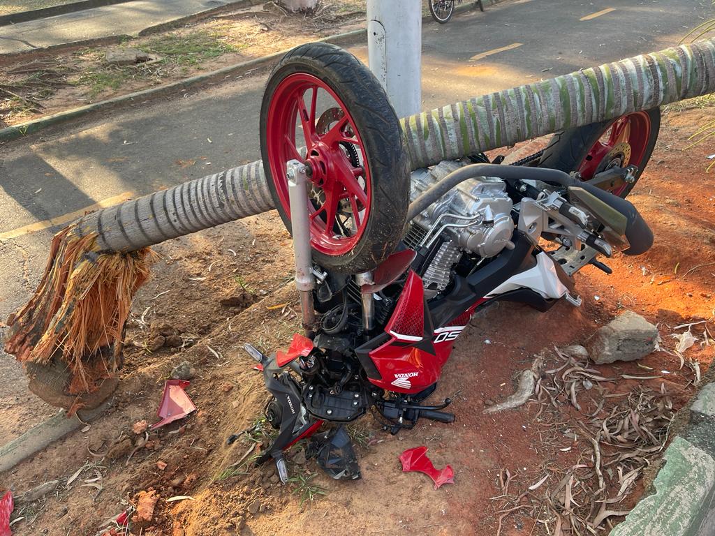 Homem-nao-aceita-fim-de-relacionamento-e-atropela-ex-companheira