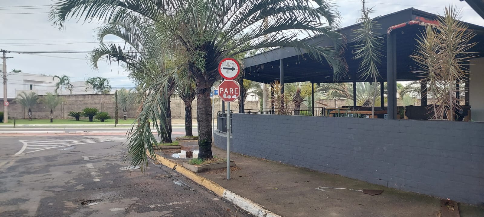 Mulher é baleada pelo ex-marido em Nova Odessa Mulher é baleada pelo ex-marido em Nova Odessa