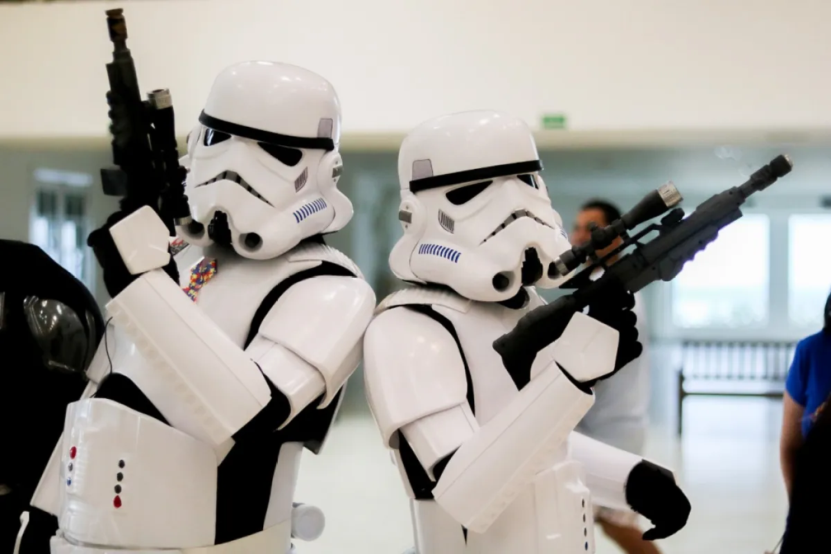 Nos-dois-dias-do-POW-Festival-os-personagens-da-saga-Star-Wars-estarao-circulando-pelos-espacos-da-Fabrica-Instituto-SEB-interagindo-com-o-publico-e-posando-para-fotos-Divulgacao