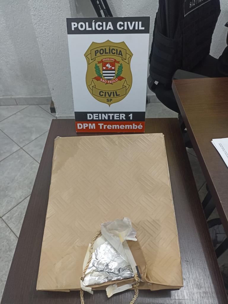 farmácias Dois homens foram presos suspeitos de furtarem farmácias em Taubaté na tarde da terça-feira (19). De acordo com a Polícia Civil