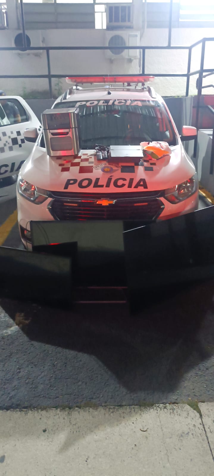 Homem é preso por roubar a casa do vizinho em São José Homem é preso por roubar a casa do vizinho em São José