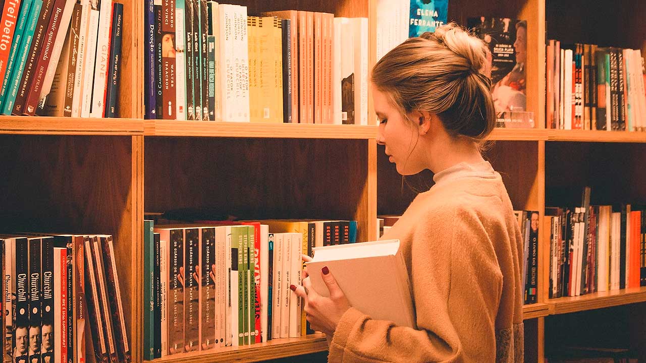 leitora-livraria-em-copacabana-rio-de-janeiro