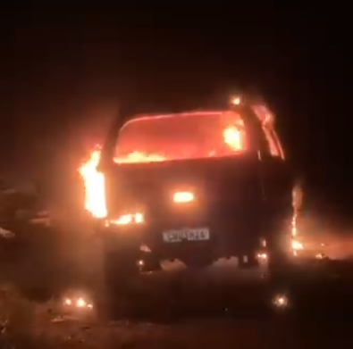 carro pega fogo em guará