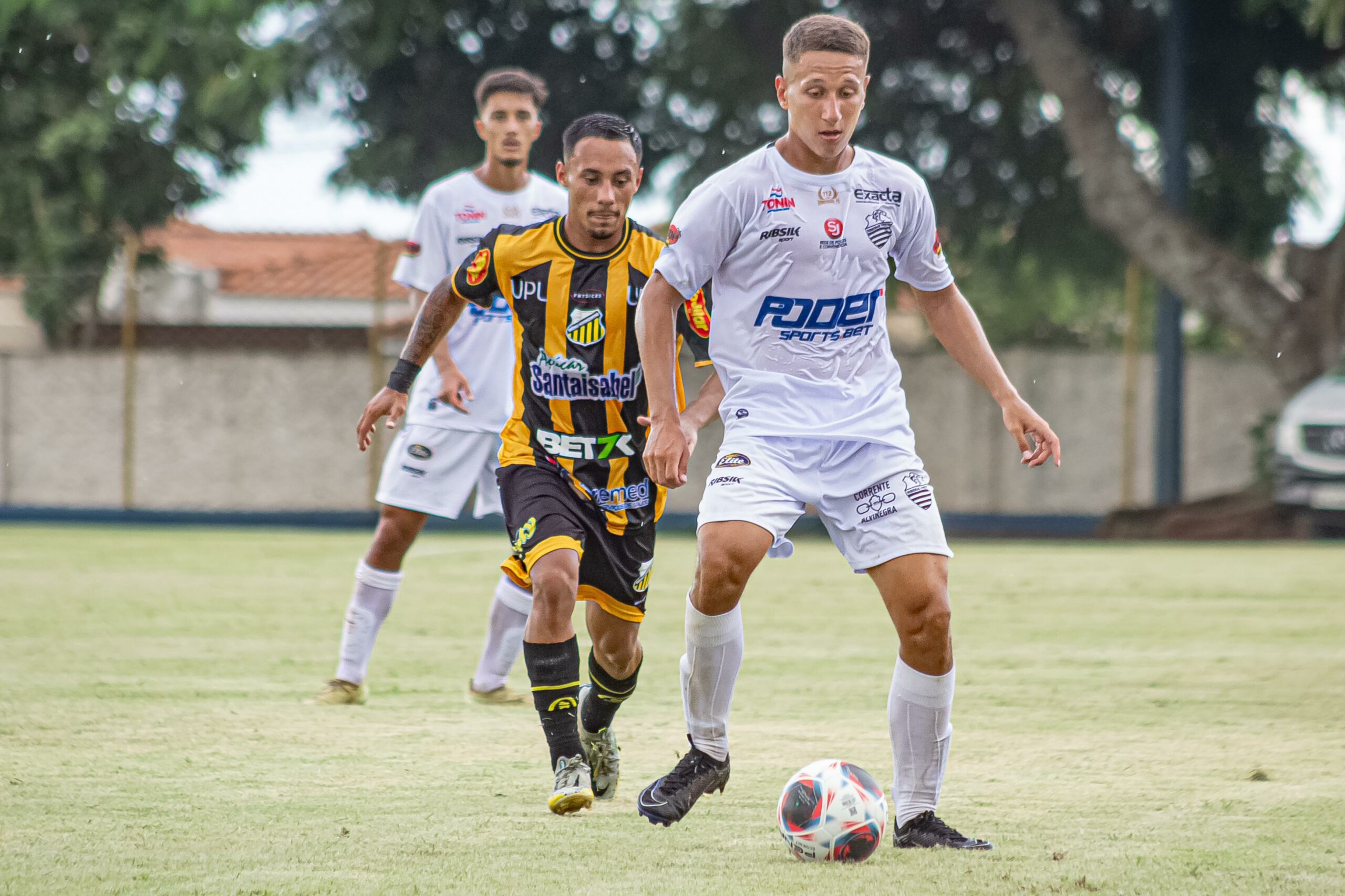 Comercial larga mal na Copinha