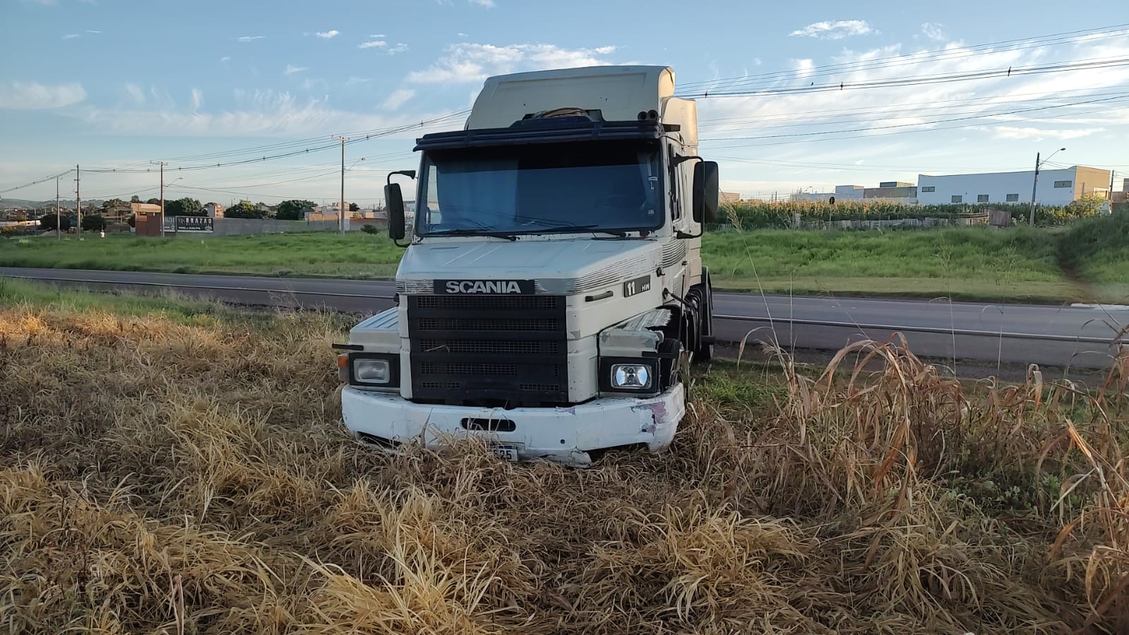 Perseguição e manobras arriscadas levam trio a ser detido em Iracemápolis