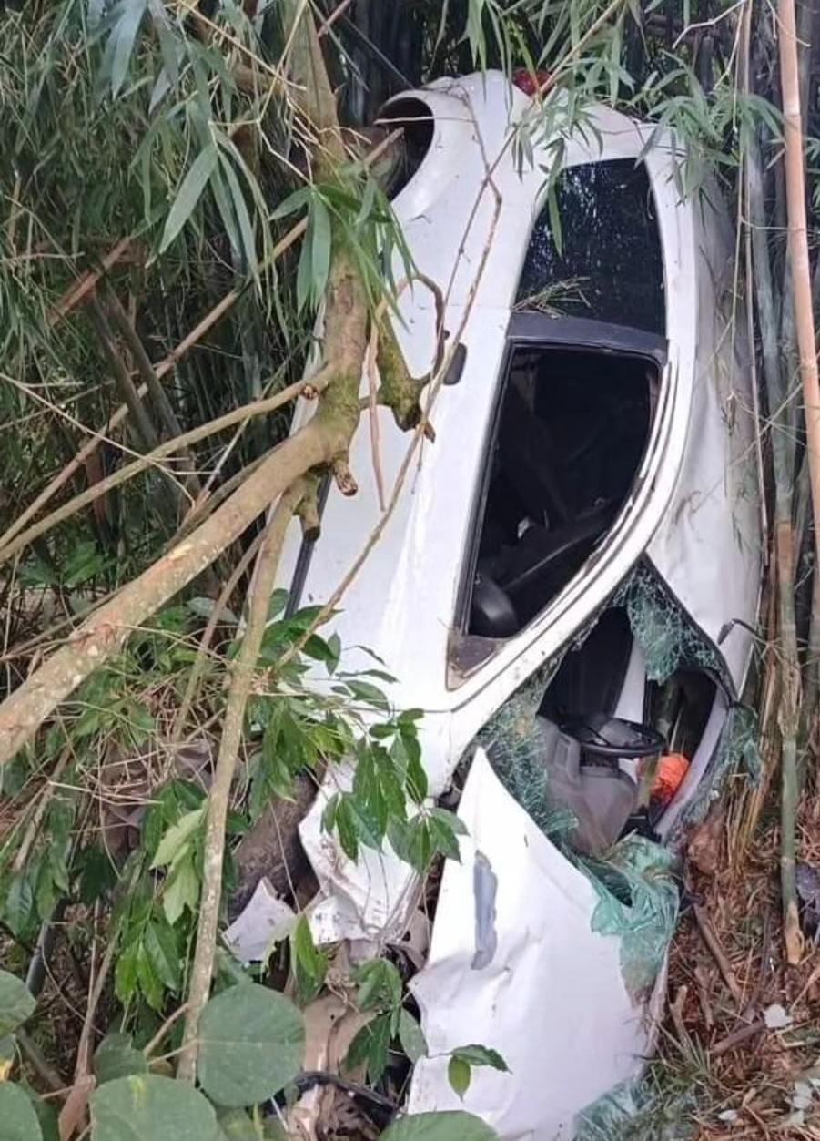 Idoso morre em acidente de carro em Jacareí
