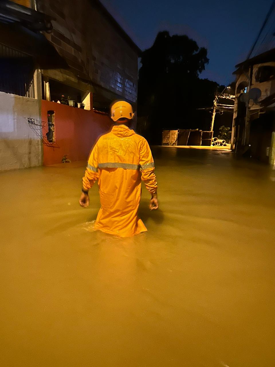 chuva não dá trégua no litoral norte