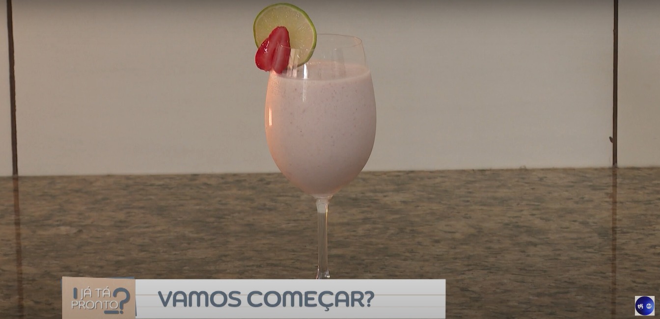 Aprenda a fazer um delicioso Frozen de Frutas