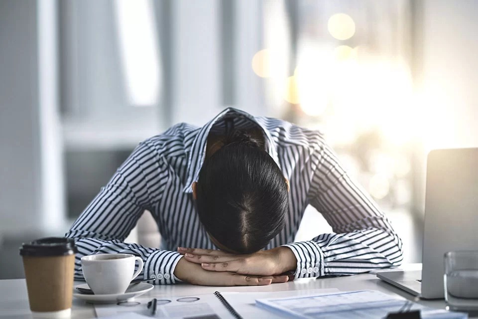 esgotamento mental devido a trabalho