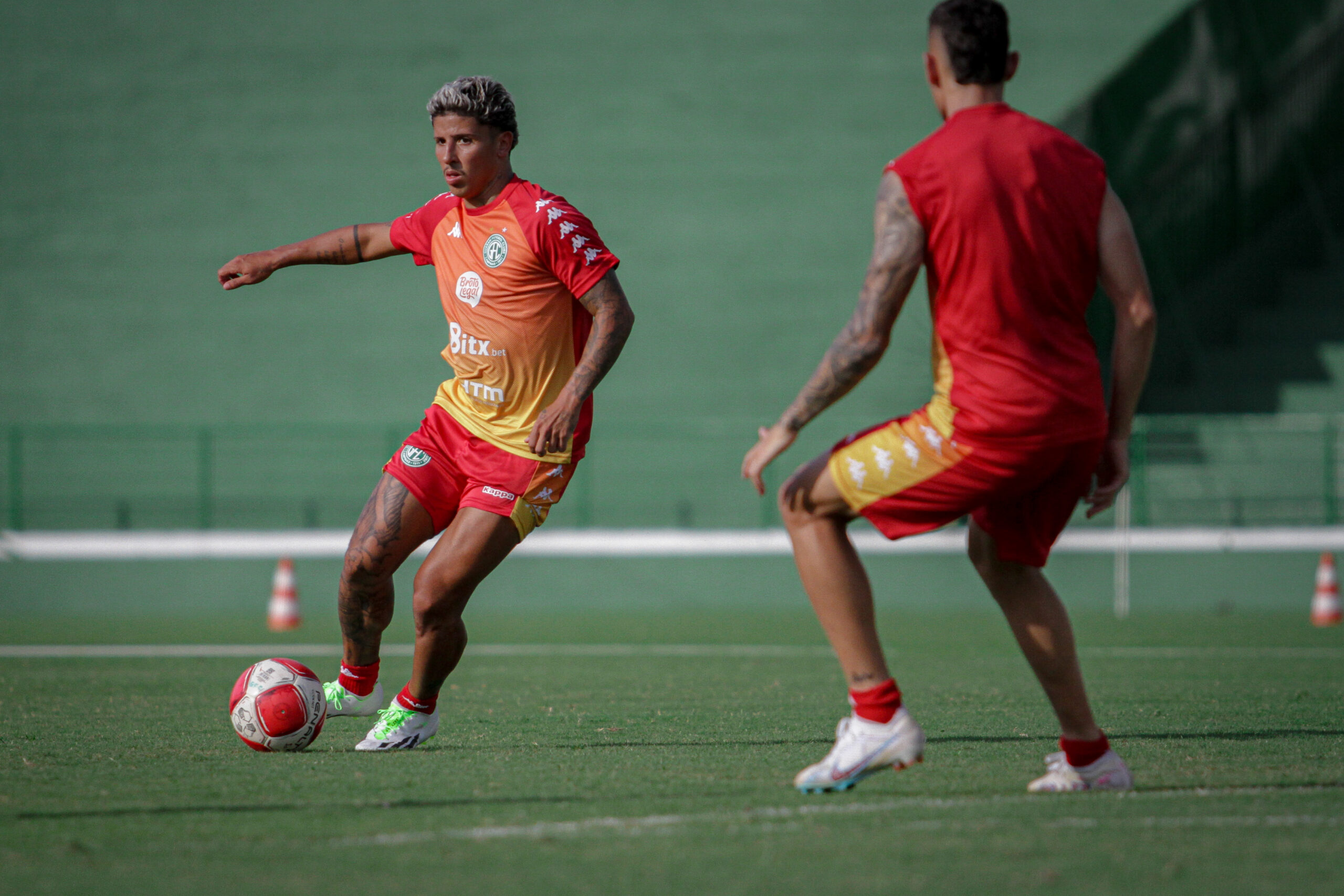 53514108269_71fd6ca044_o Wenderson, um dos atletas a ser afastado pelo Guarani. Foto: Raphael Silvestre/GuaraniFC