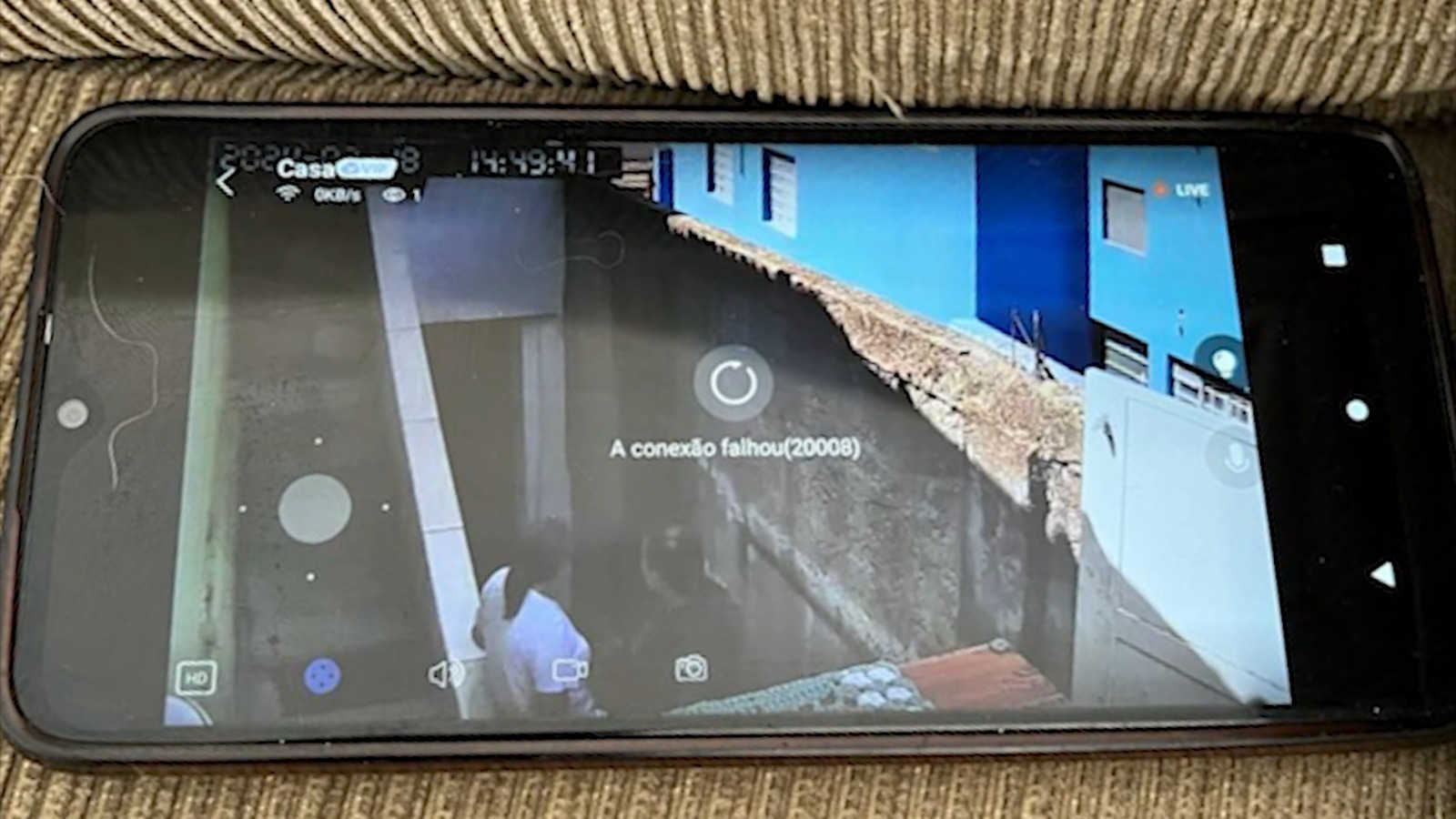 Homem é preso após tentar matar companheira e colocar fogo na casa onde ambos moravam Homem é preso após tentar matar companheira e colocar fogo na casa onde ambos moravam