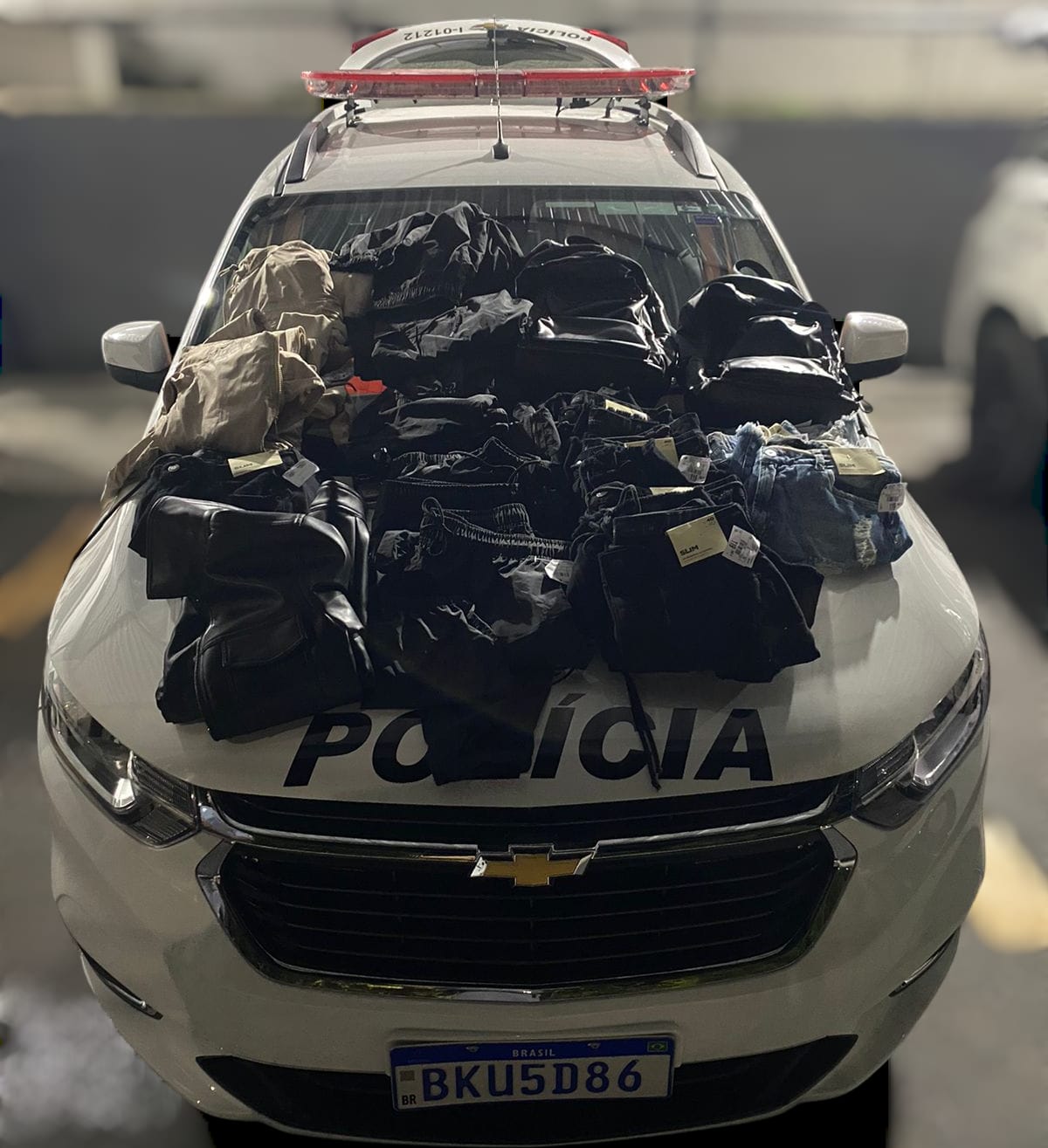 Loja sofre tentativa de furto em shopping no interior de SP Loja sofre tentativa de furto em shopping no interior de SP