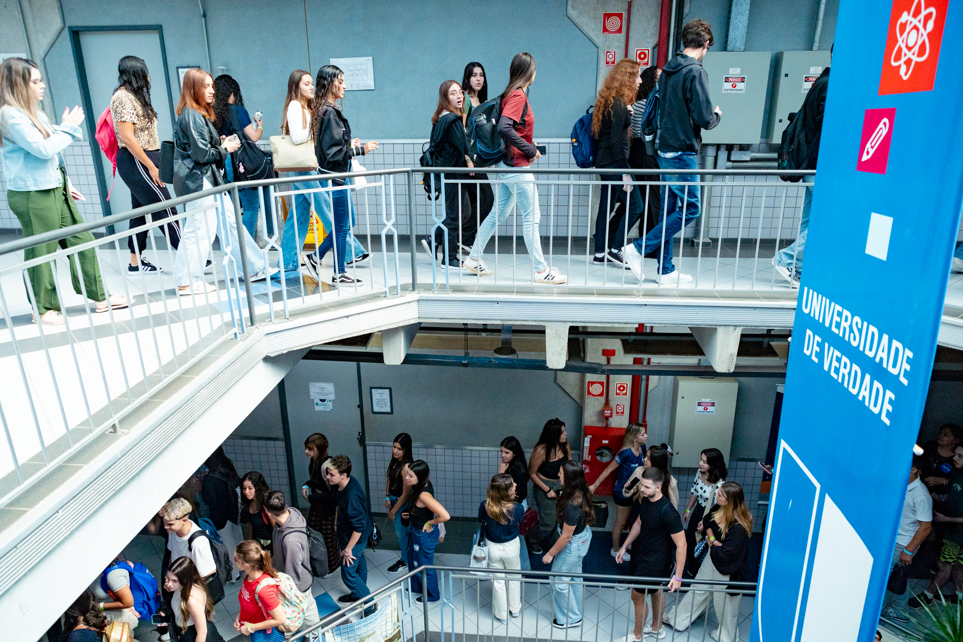 Período eleitoral da Univap e início do ano letivo da graduação