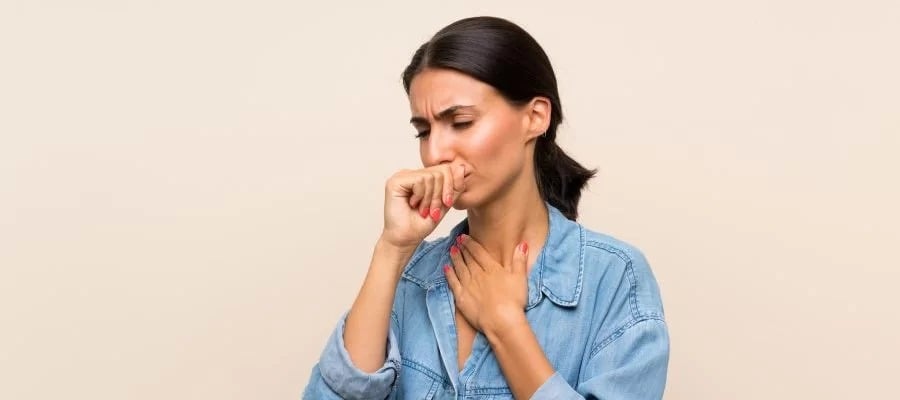 Pigarro pode prejudicar sua imagem profissional