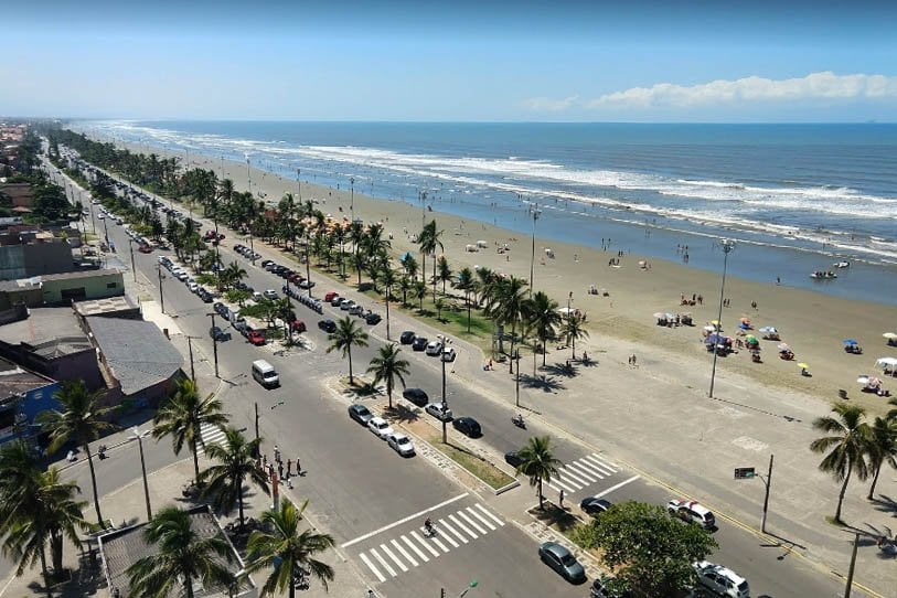 Praia do centro de Peruíbe