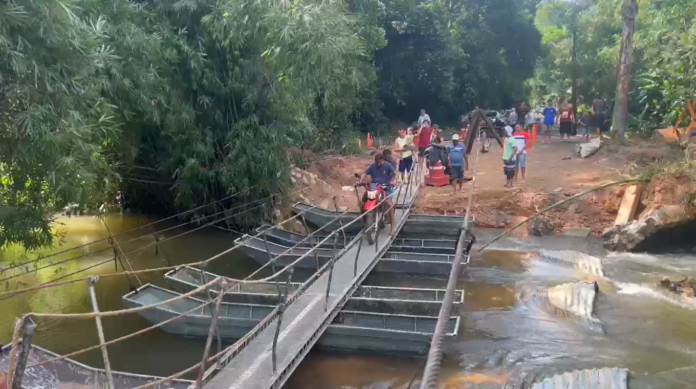 pontes improvisadas ubatuba