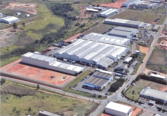 motorista morre prensado em taubaté