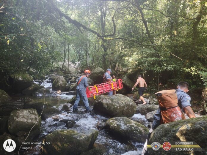 WhatsApp Image 2024-03-18 at 11.03.50 Banhista bate a cabeça em cachoeira no Litoral Norte de SP