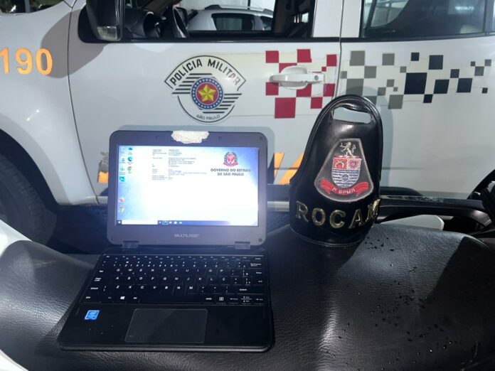 Homem é preso com notebook roubado do Governo de SP em São José