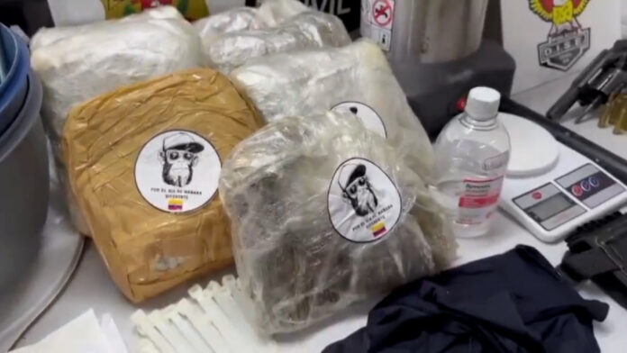 Operação desmonta Operação desmonta