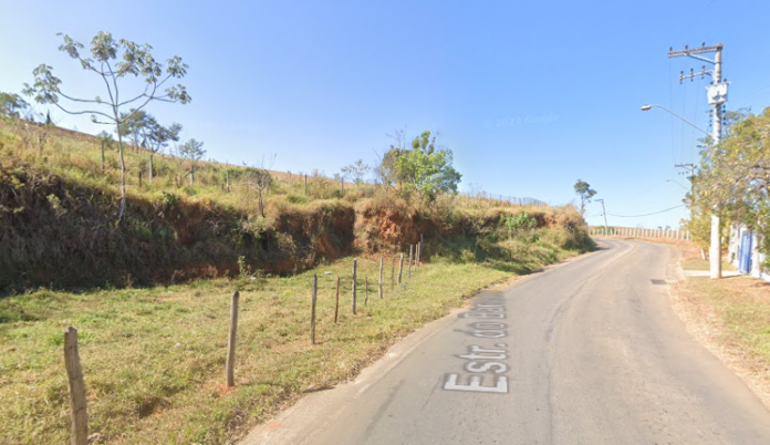 Homem é encontrado morto com a cabeça amarrada por sacolas plásticas no interior de SP Homem é encontrado morto com a cabeça amarrada por sacolas plásticas no interior de SP