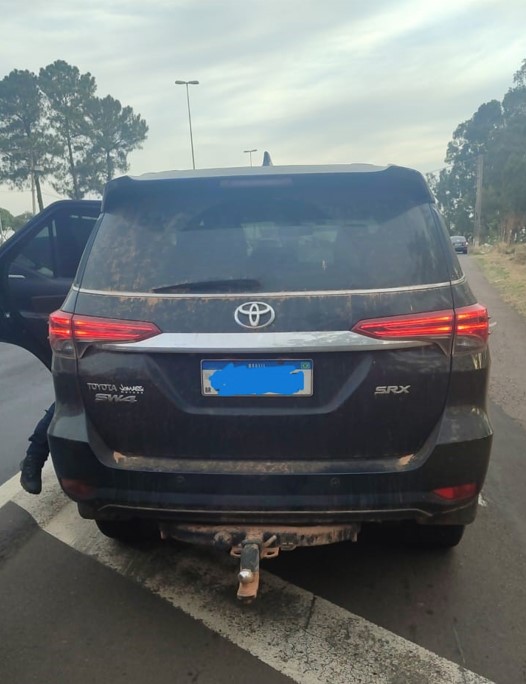 Perseguição termina com menor apreendido por furto de veículo no interior de SP