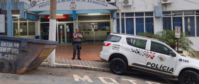 MP faz operação contra fraudes e desvios na Prefeitura de Aparecida