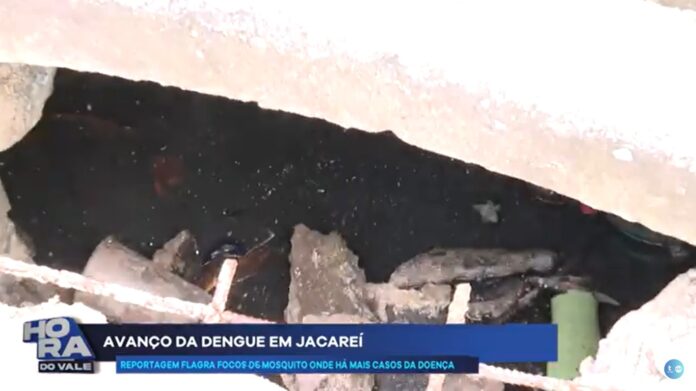 Em meio a surto de dengue, esgoto com larvas preocupa moradores de Jacareí