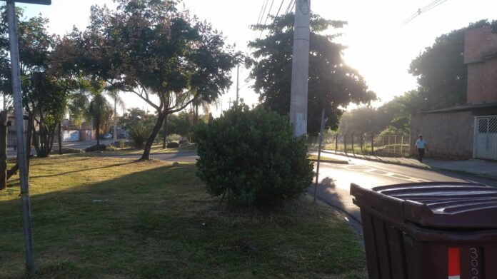 O Pai de uma das crianças que acionou os policiais militares ao perceceber que o suspeito estava tentando se aproveitar das crianças. O Pai de uma das crianças que acionou os policiais militares ao perceceber que o suspeito estava tentando se aproveitar das crianças.