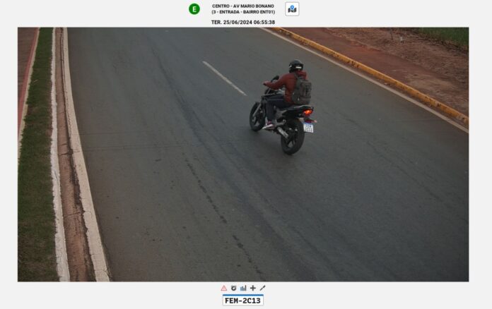 Homem faz pix falso e atropela GCM em tentativa de abordagem