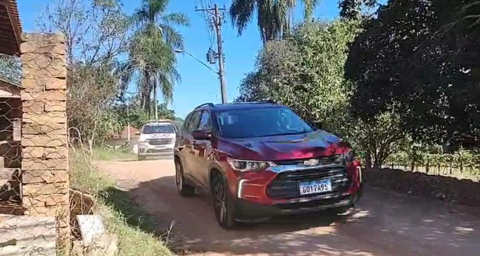 Roubo de carro avaliado em 100 mil acaba em perseguição