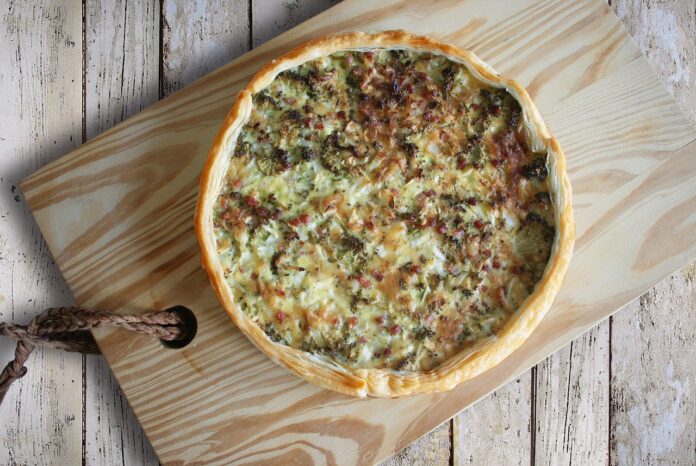 Aprenda o delicioso quiche vegana de alho poró