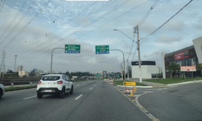 (Foto: Street view) Corrida de aniversário vai interditar avenidas de São José neste domingo
