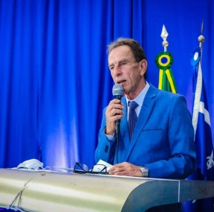 Prefeito de Aparecida retoma cargo após decisão do TJ-SP