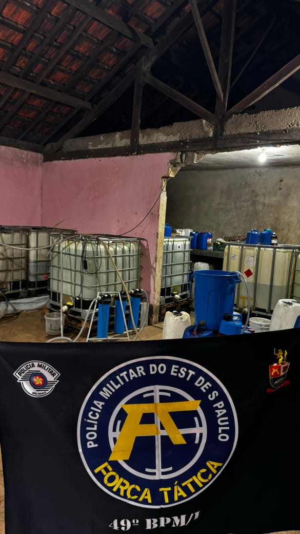 esconderijo bebidas falsas Jundiaí polícia