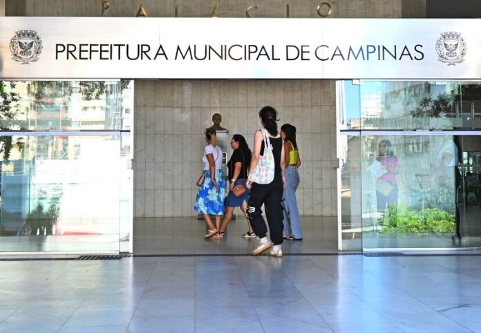 Inscrições podem ser feitas pelo site da Super Estágio, empresa responsável pelo programa. Carga horária é de 4 horas por dia