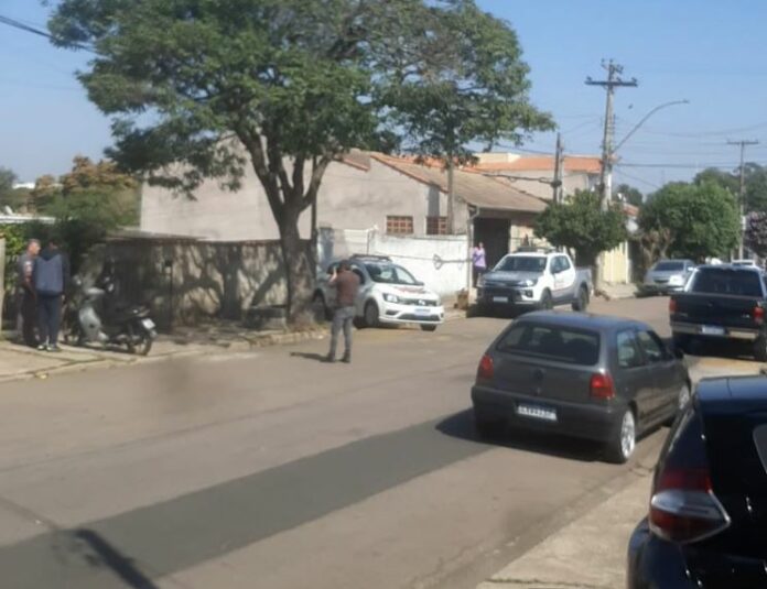 Idoso é assassinado na rua com paulada na cabeça
