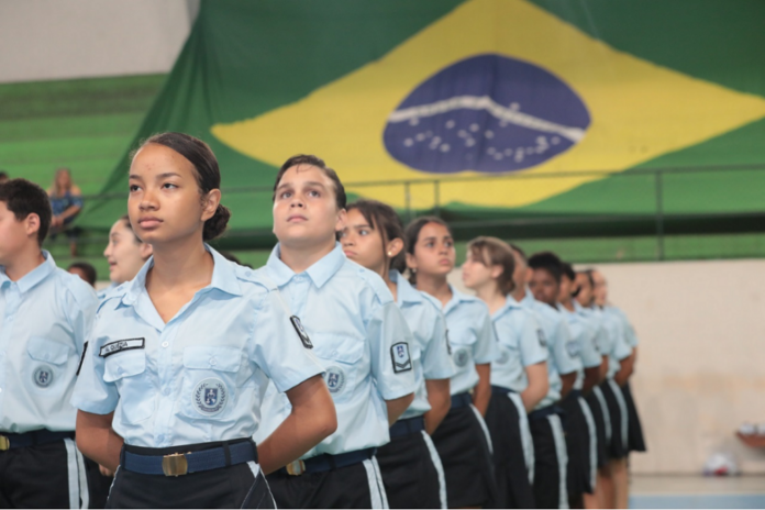 b2ap3_large_escola_militar_cariacica2_FotoClaudioPostay