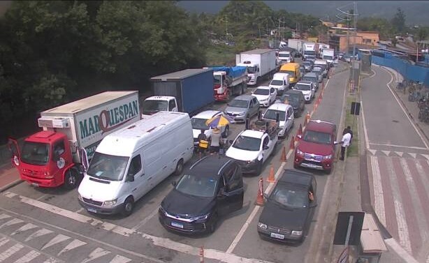 WhatsApp Image 2024-09-05 at 13.21.13 Forte ventania interrompe travessia entre São Sebastião e Ilhabela