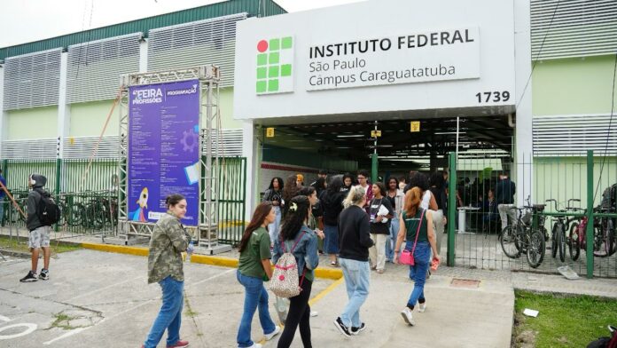 4ª Feira de Profissões acontece nesta quinta-feira em Caraguá