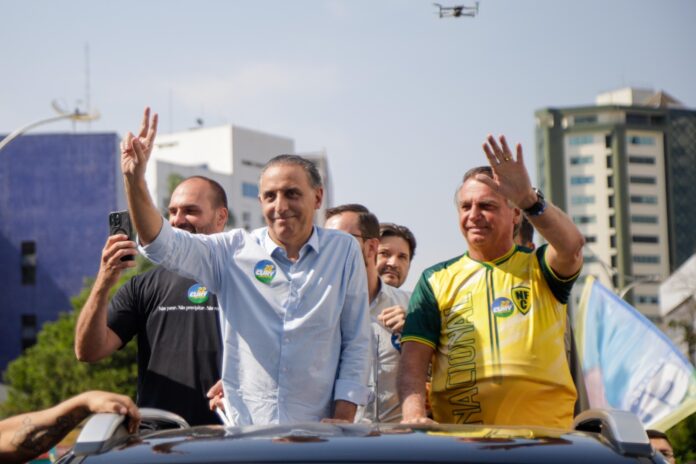 Ex-presidente Bolsonaro participa de carreata em apoio a Cury Ex-presidente Bolsonaro participa de carreata em apoio a Cury