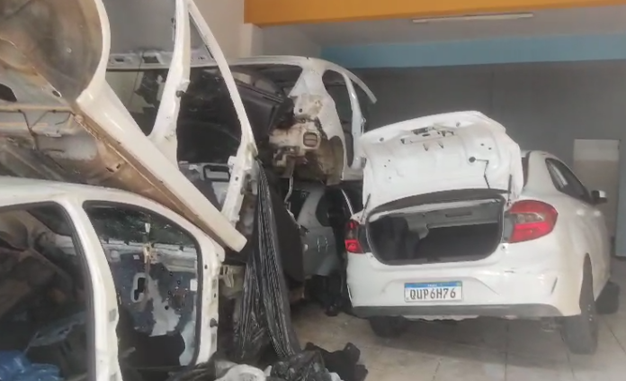 Polícia fecha desmanche de carros furtados no Residencial Colina das Nascentes