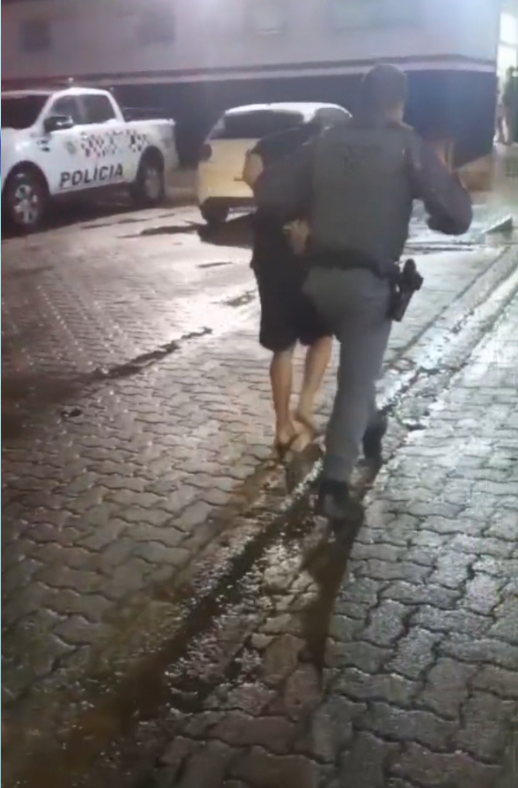 O homem foi encaminhado à delegacia de Itupeva, onde o flagrante foi registrado.