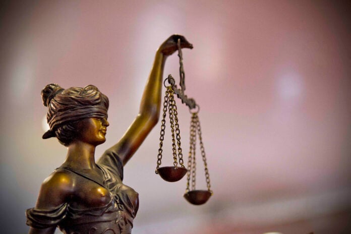 R (2) Foto: Divulgação