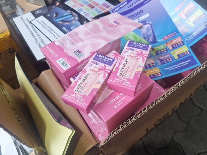 Receita Federal – Apreensão 450 mil vapes – Foto 19