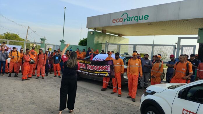 Greve dos coletores de lixo de Jacareí chega ao fim após quatro dias